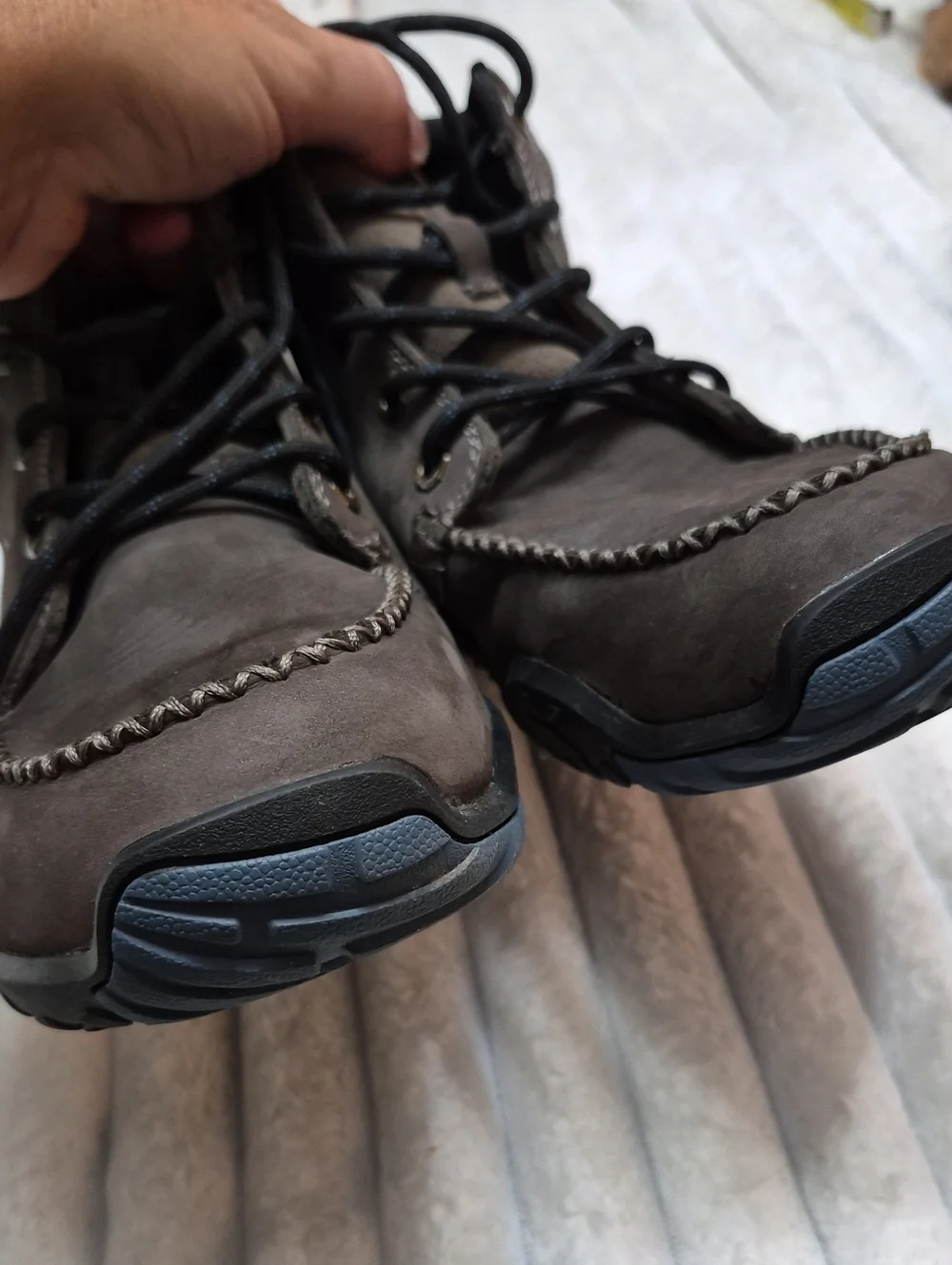 Kuru Quest Men's Sz 9.5 M Hiking Trail Boots $189